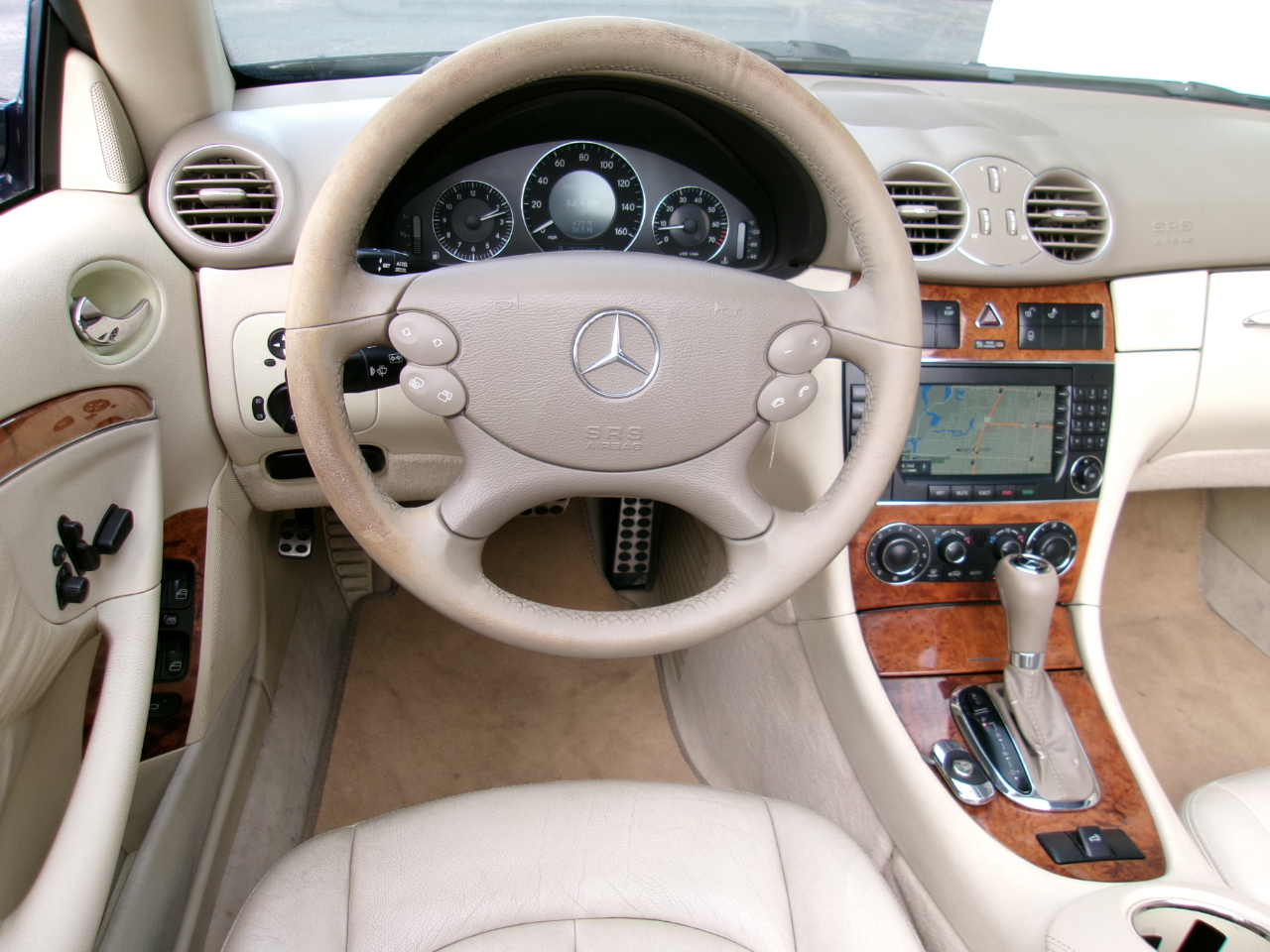 Mercedes-Benz CLK-Class CLK350 Cabriolet 2006