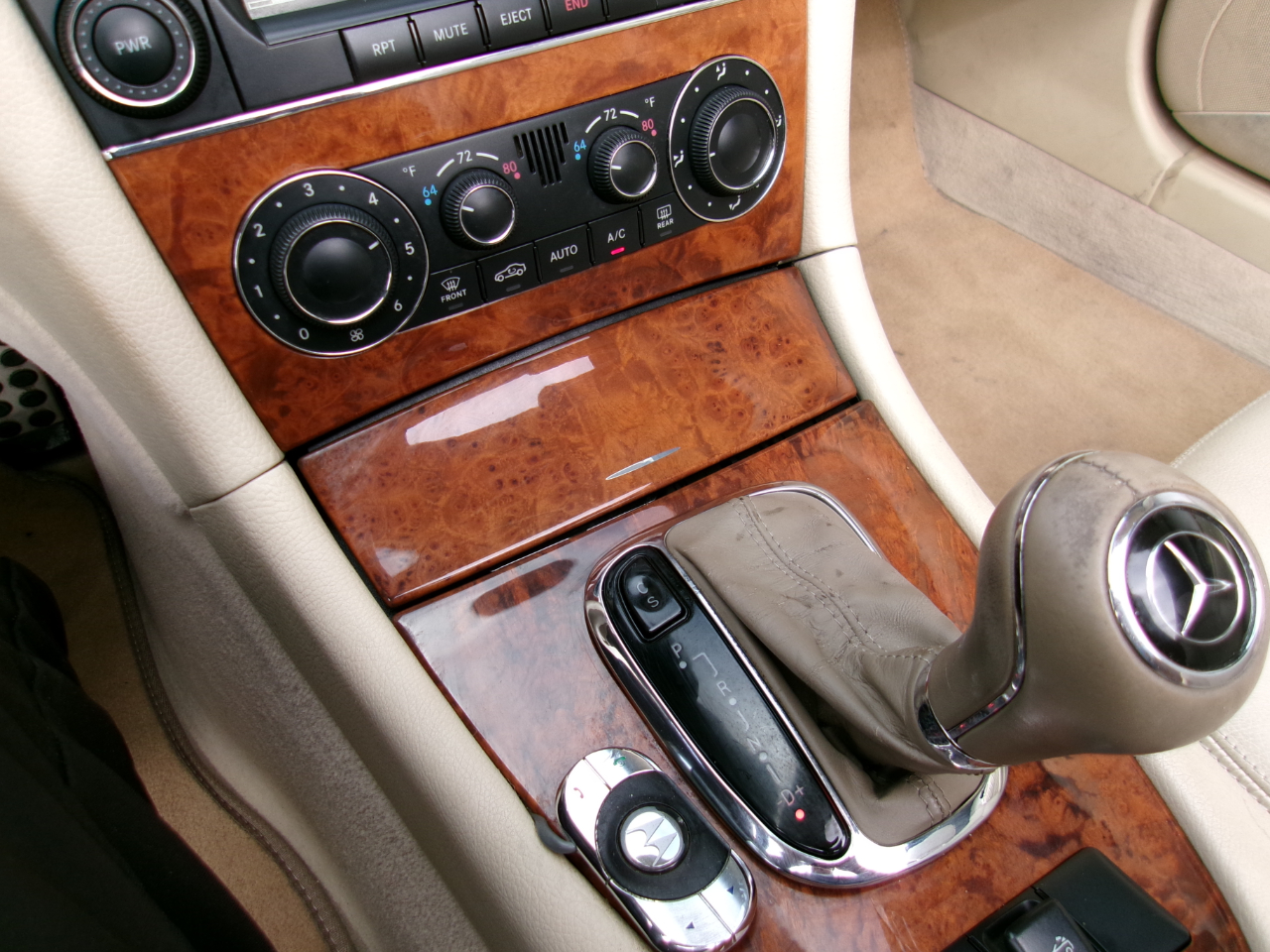 Mercedes-Benz CLK-Class CLK350 Cabriolet 2006