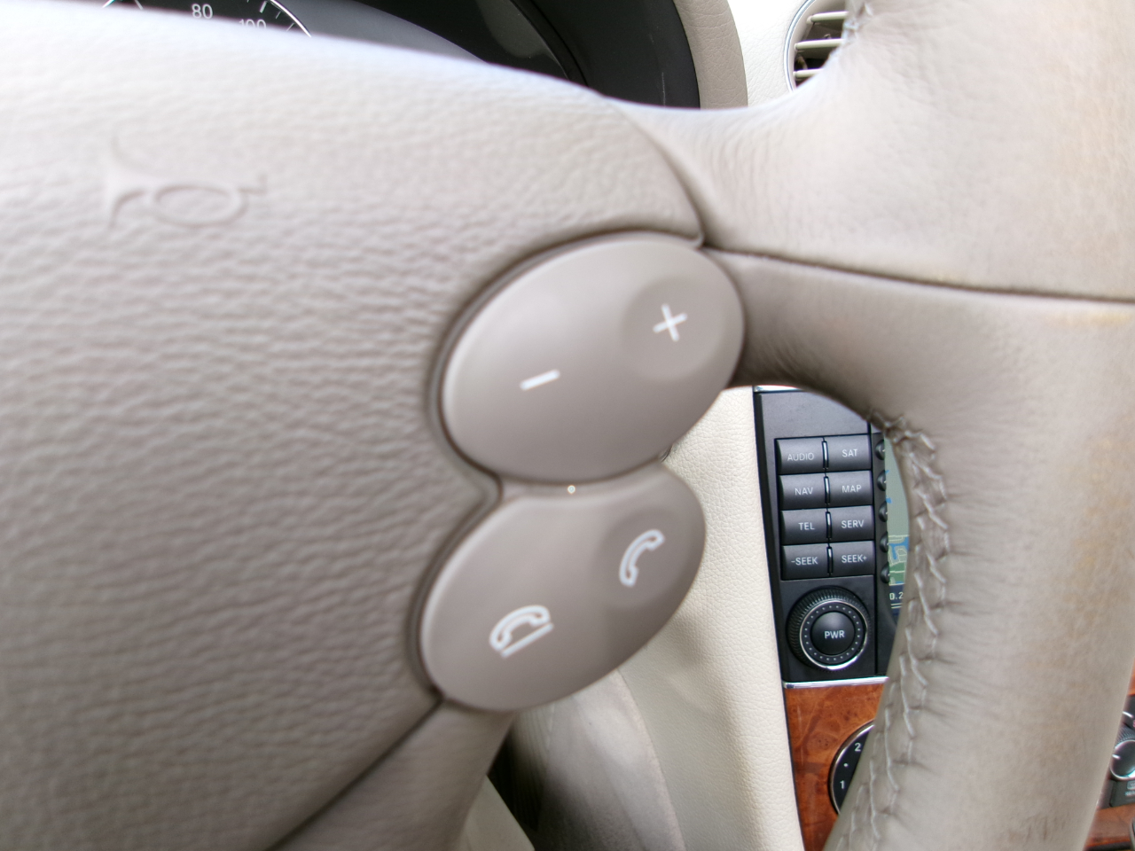 Mercedes-Benz CLK-Class CLK350 Cabriolet 2006