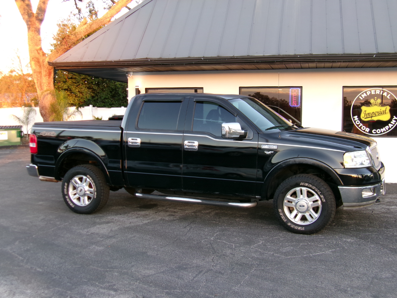 Ford F-150 Lariat SuperCrew 4WD 2004