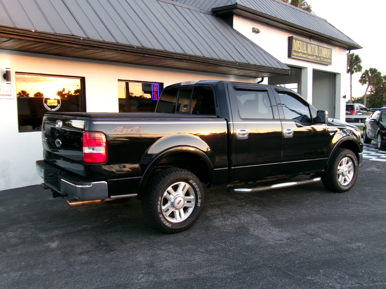 Ford F-150 Lariat SuperCrew 4WD 2004