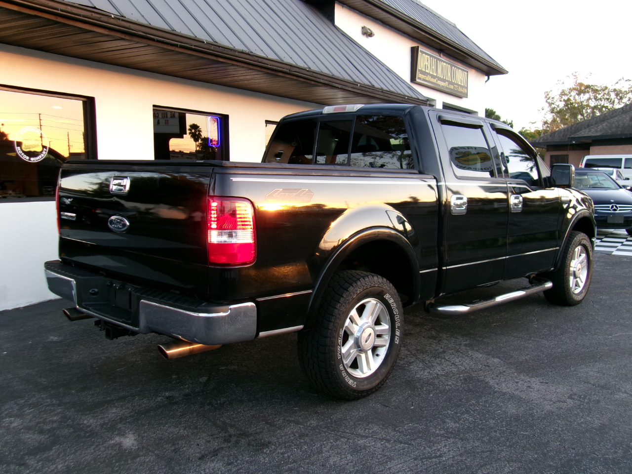 Ford F-150 Lariat SuperCrew 4WD 2004