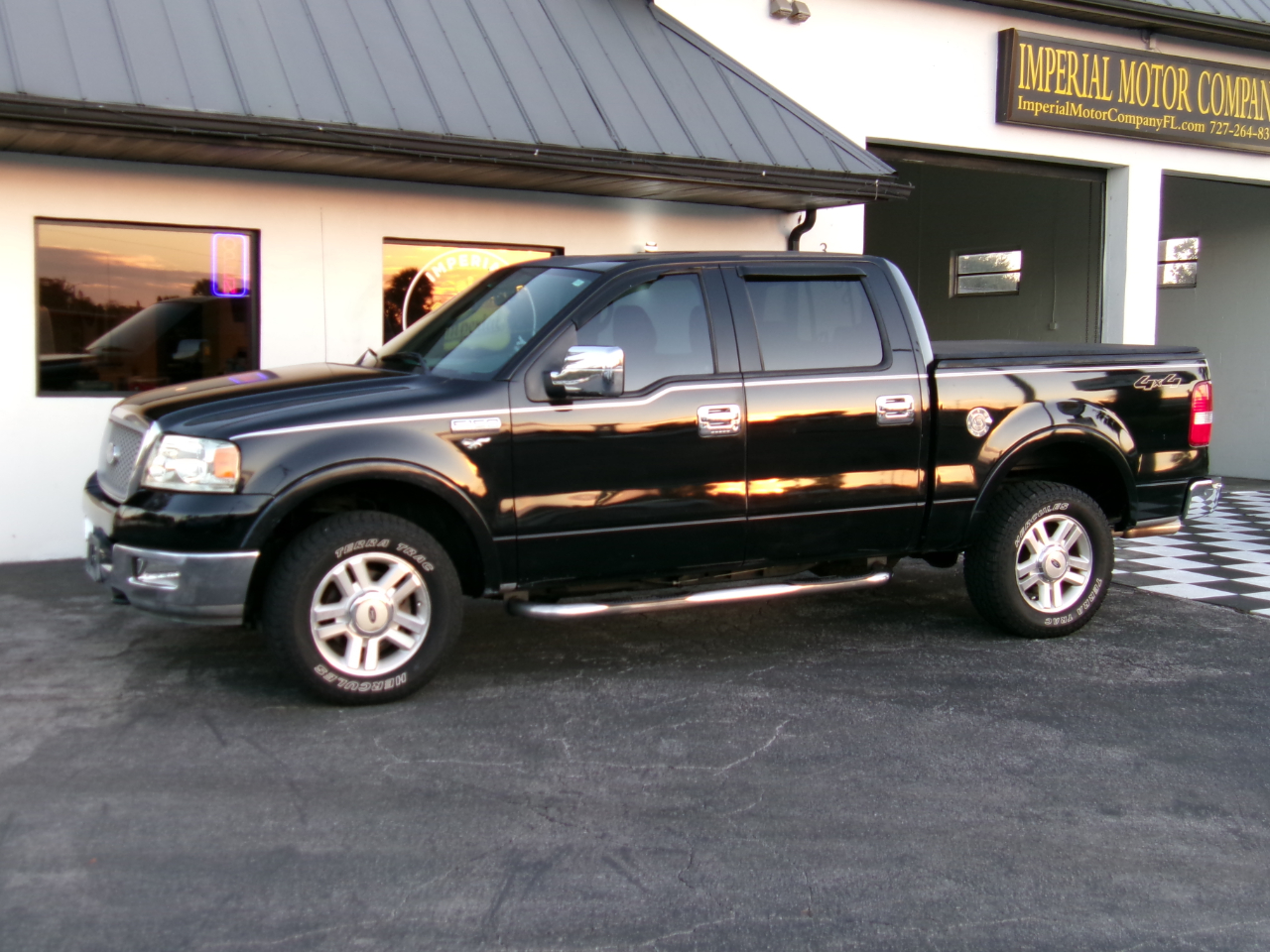 Ford F-150 Lariat SuperCrew 4WD 2004