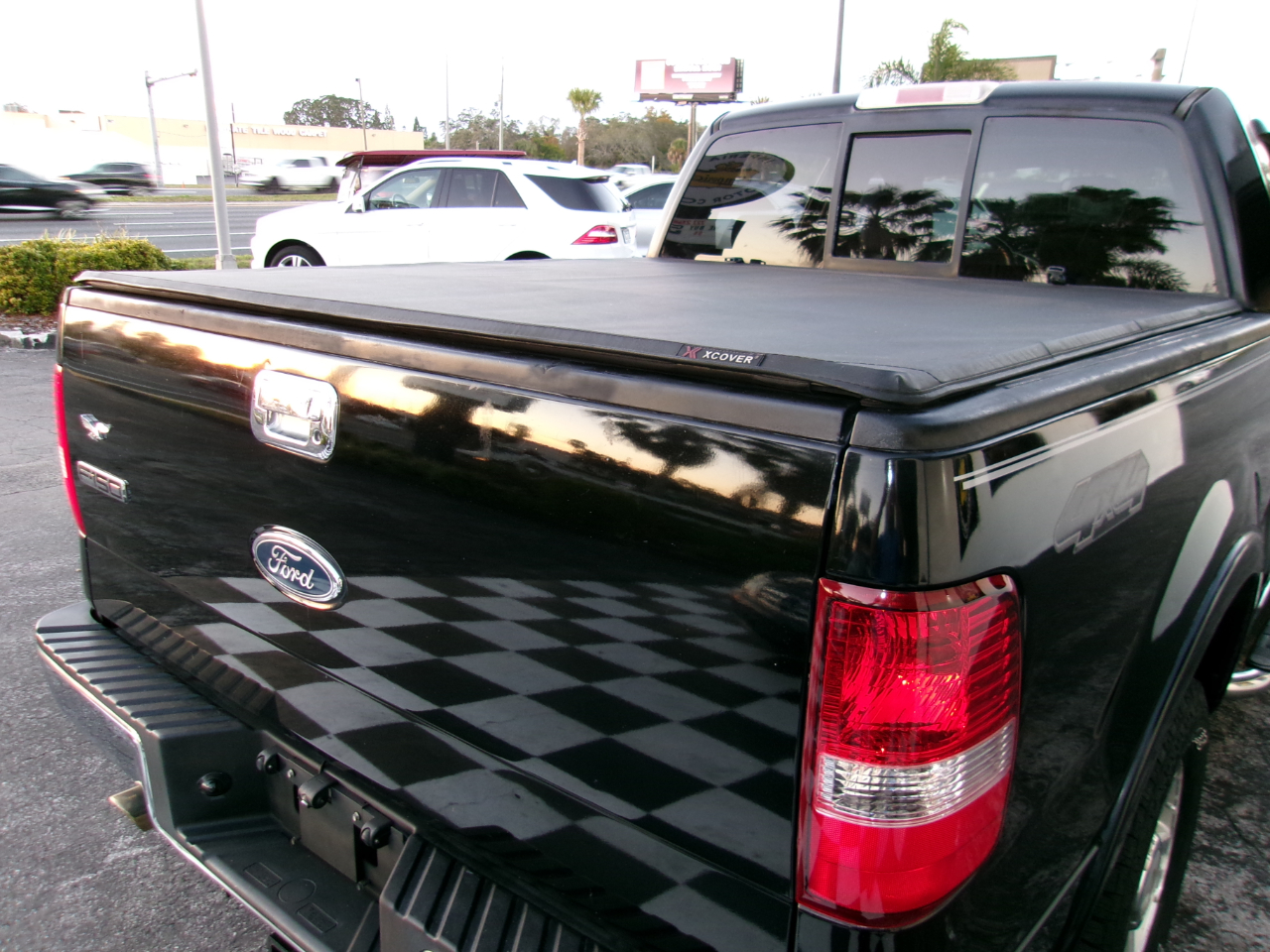 Ford F-150 Lariat SuperCrew 4WD 2004