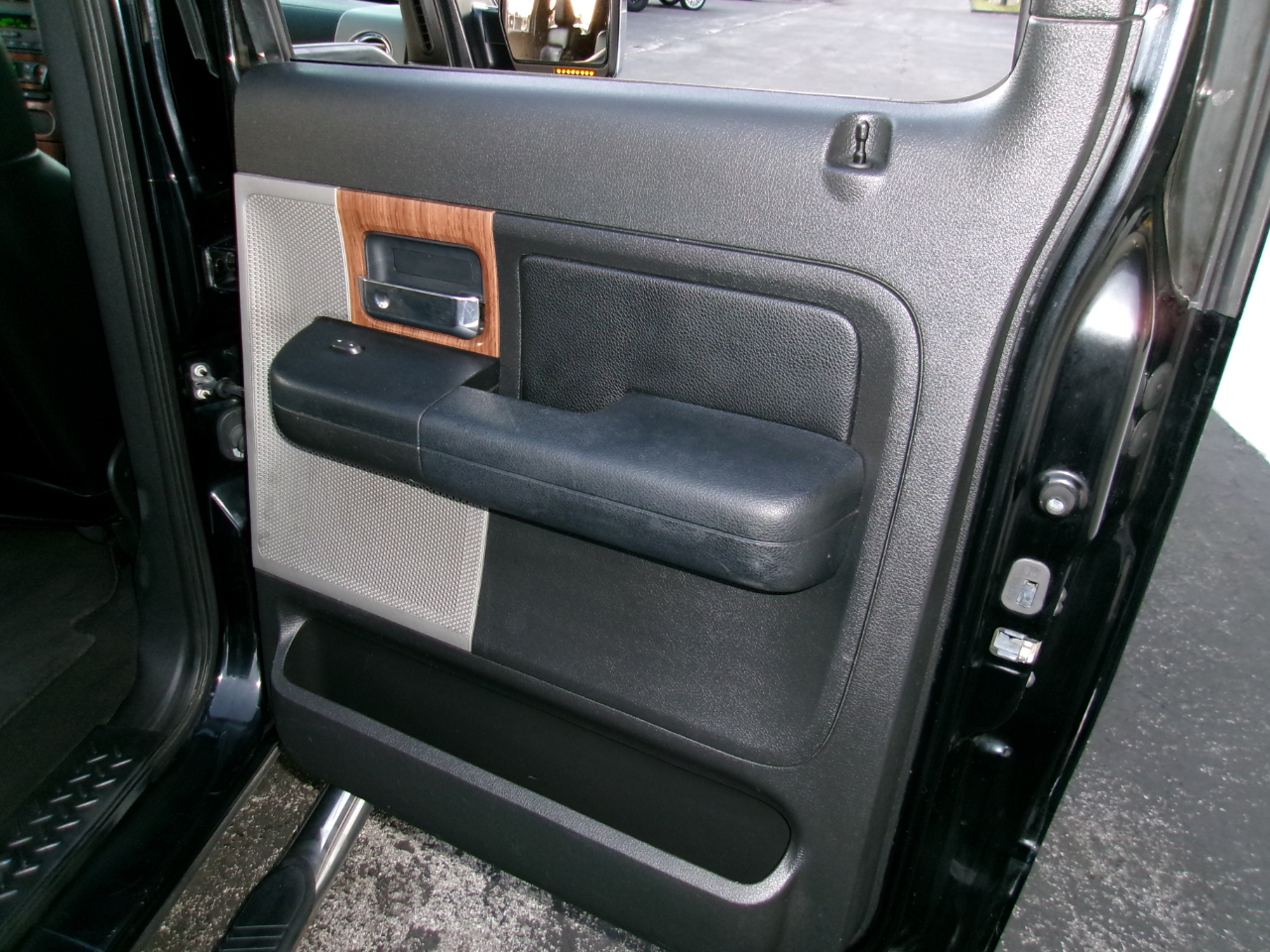 Ford F-150 Lariat SuperCrew 4WD 2004