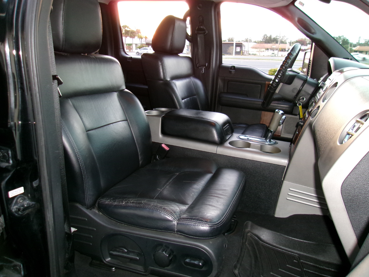 Ford F-150 Lariat SuperCrew 4WD 2004