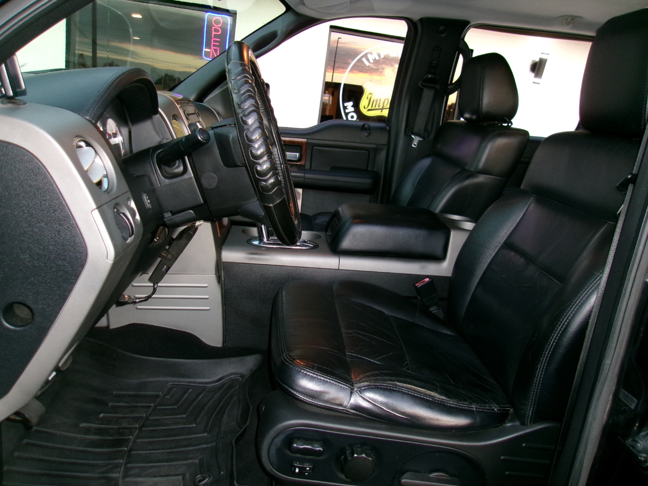 Ford F-150 Lariat SuperCrew 4WD 2004