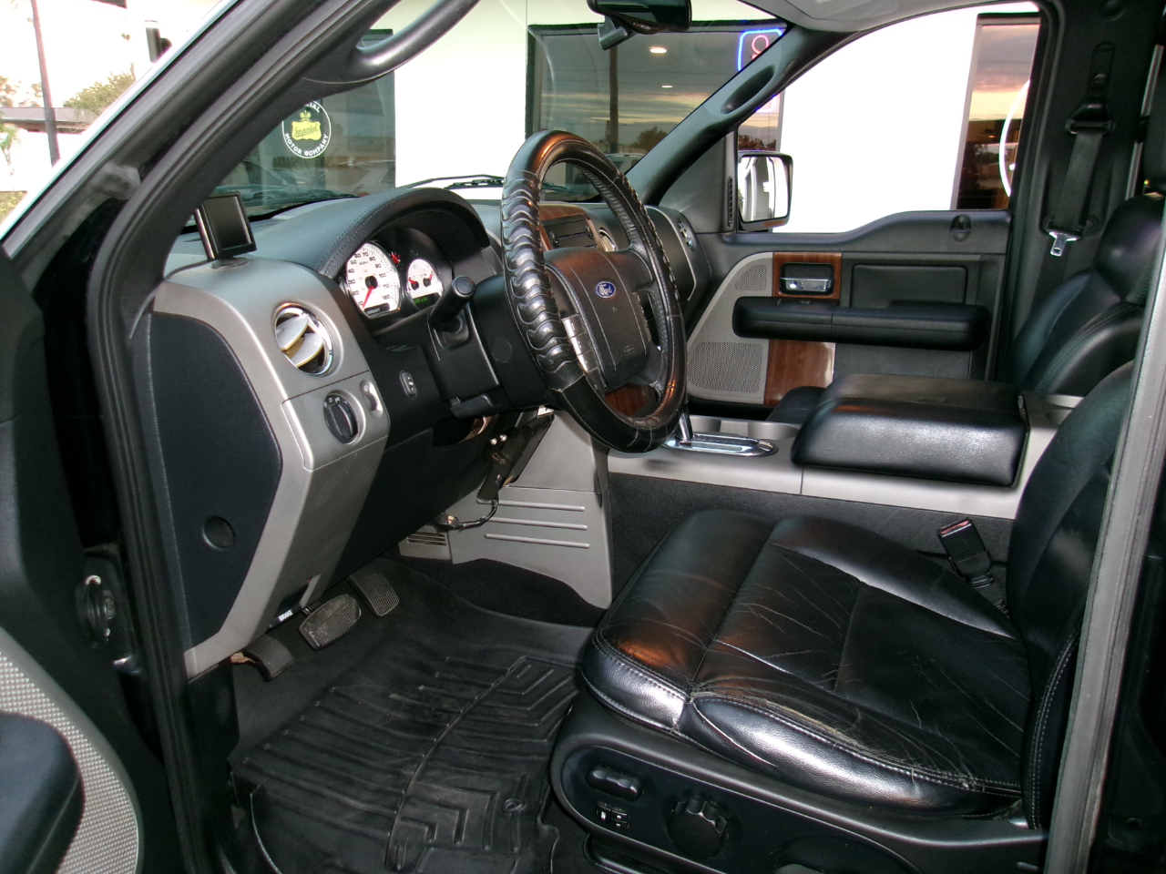 Ford F-150 Lariat SuperCrew 4WD 2004