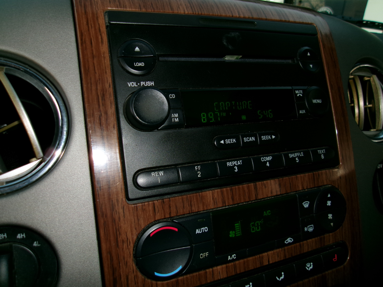 Ford F-150 Lariat SuperCrew 4WD 2004