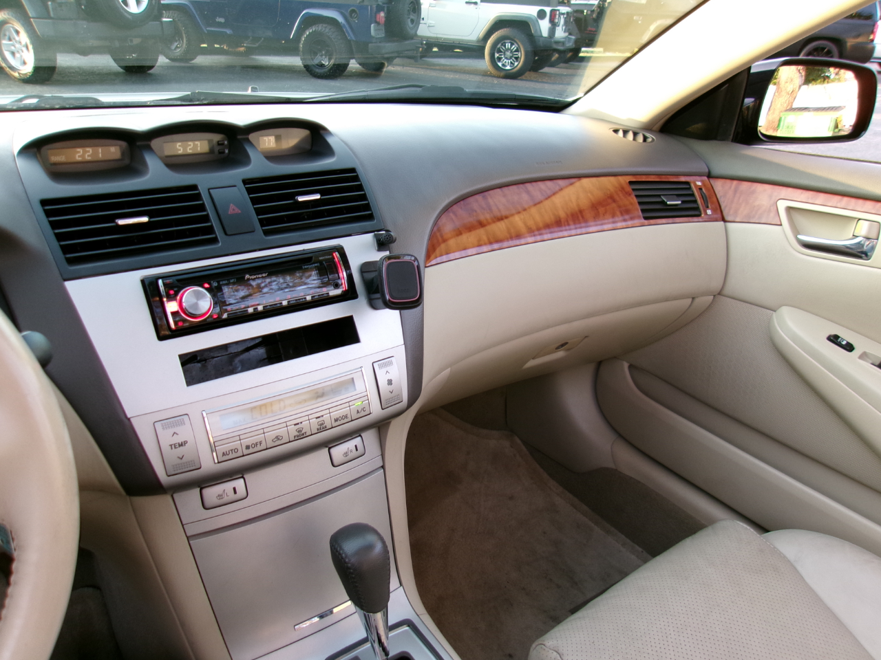 Toyota Camry Solara SLE Convertible 2008