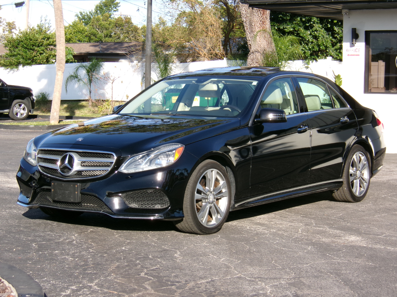 Mercedes-Benz E-Class E350 4MATIC Sedan 2014