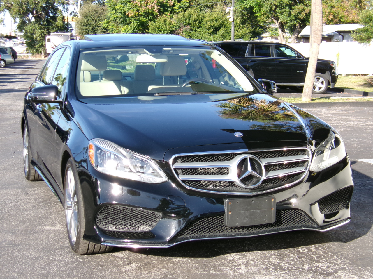 Mercedes-Benz E-Class E350 4MATIC Sedan 2014