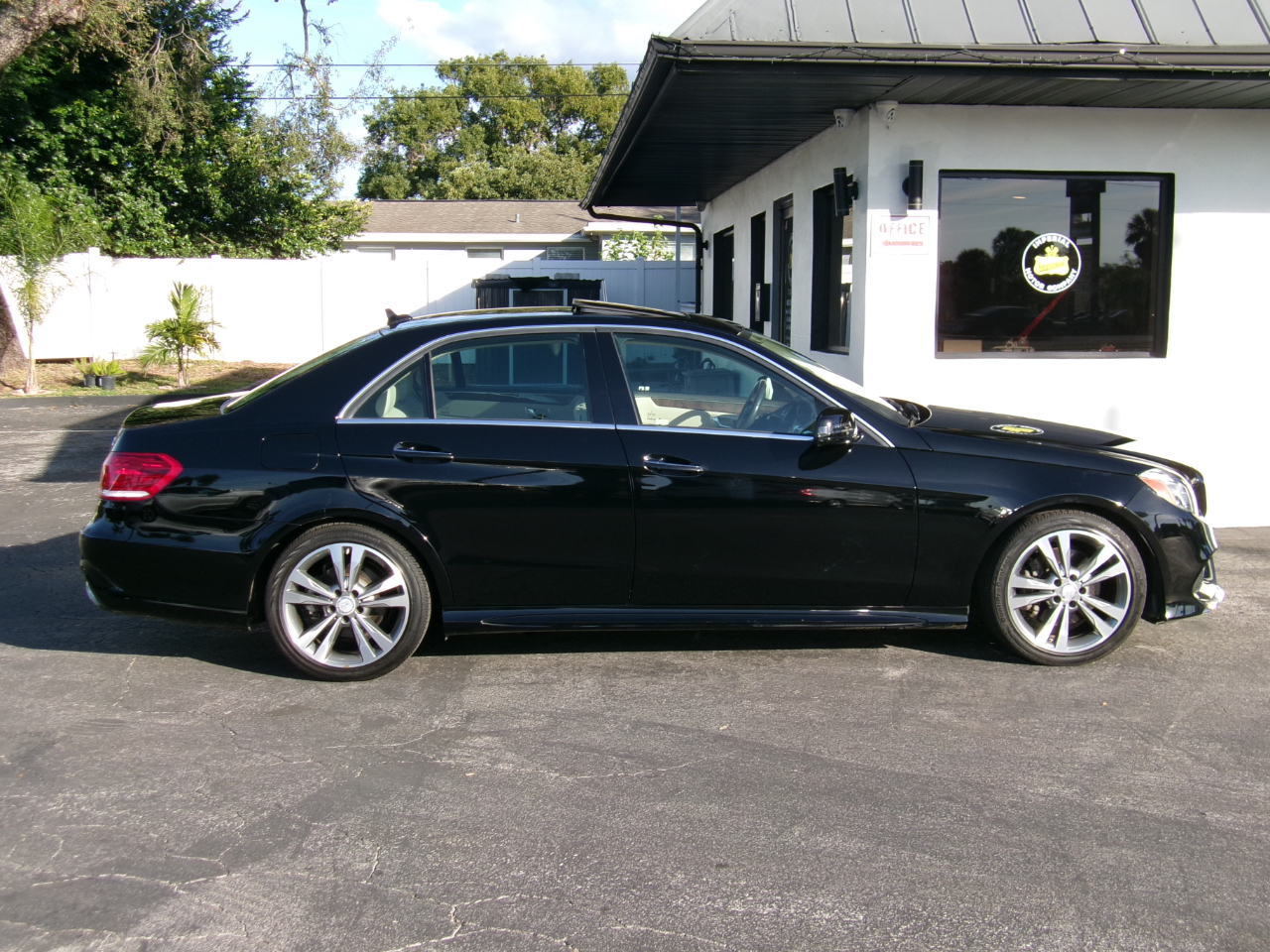 Mercedes-Benz E-Class E350 4MATIC Sedan 2014