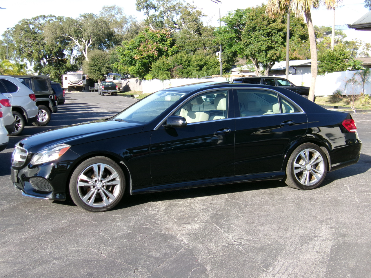 Mercedes-Benz E-Class E350 4MATIC Sedan 2014