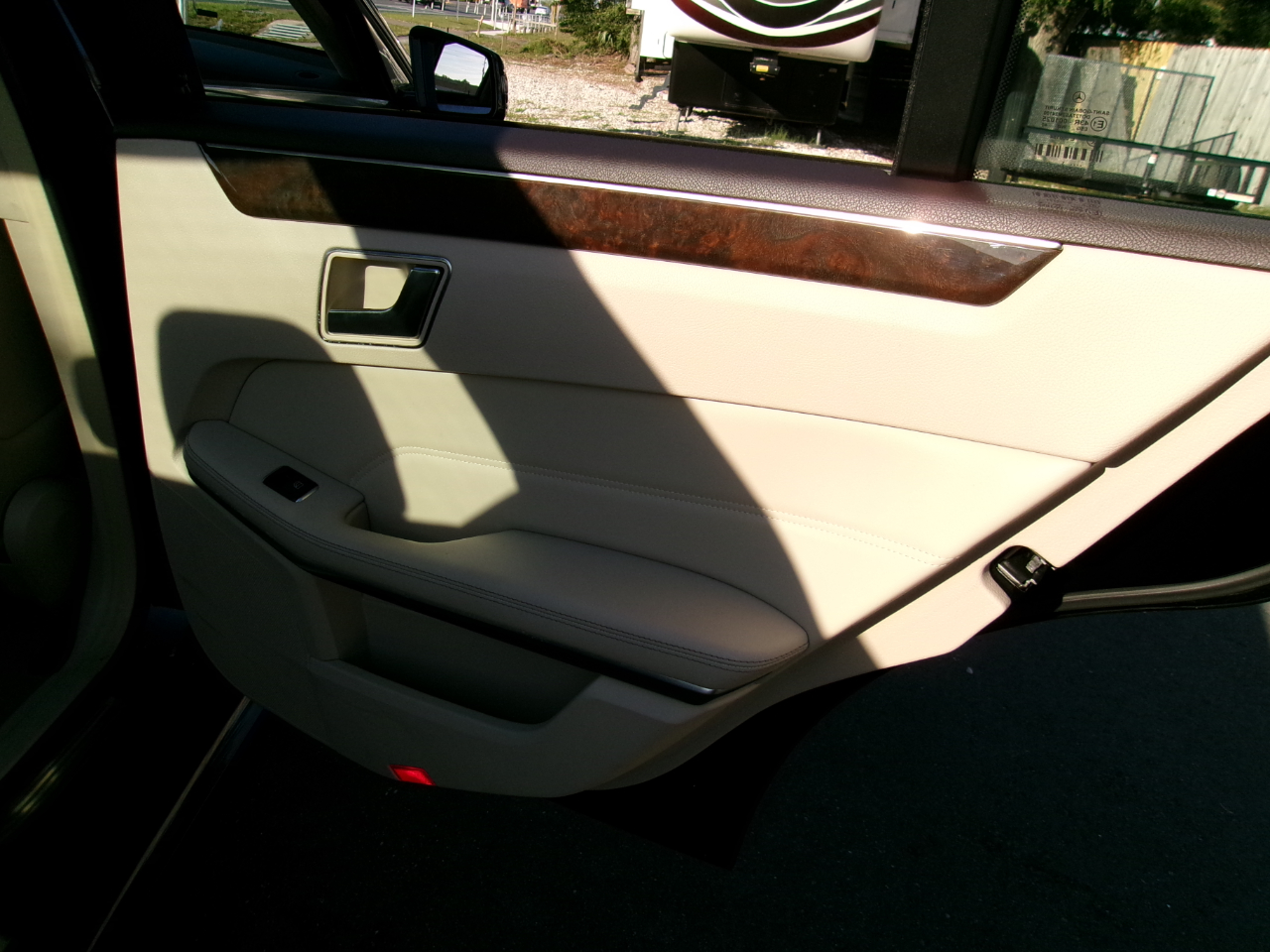 Mercedes-Benz E-Class E350 4MATIC Sedan 2014