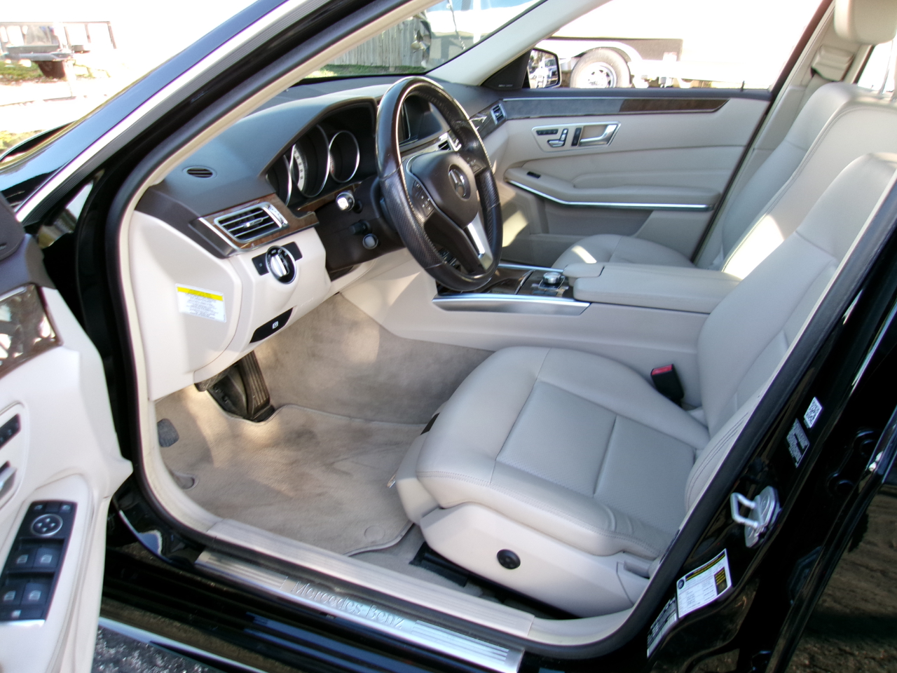 Mercedes-Benz E-Class E350 4MATIC Sedan 2014