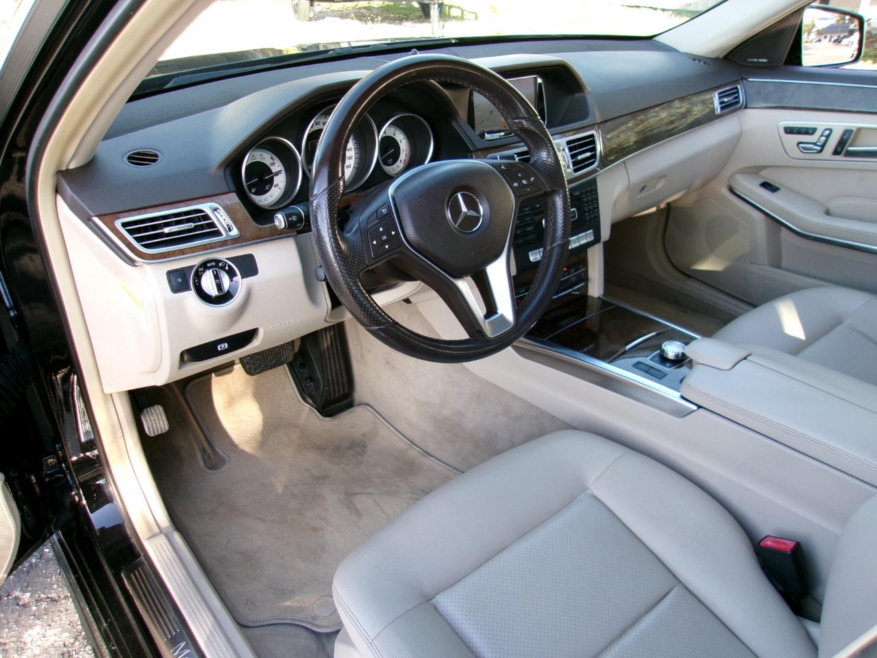 Mercedes-Benz E-Class E350 4MATIC Sedan 2014