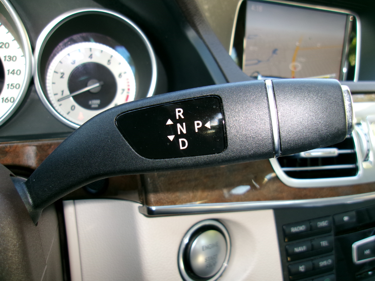 Mercedes-Benz E-Class E350 4MATIC Sedan 2014