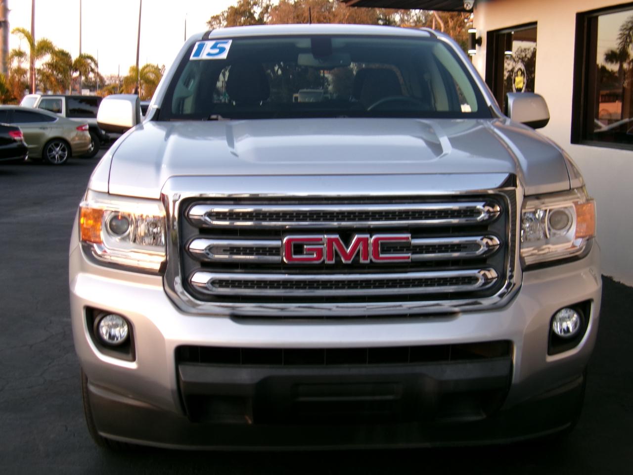 GMC Canyon SLE Crew Cab 2WD Long Box 2015