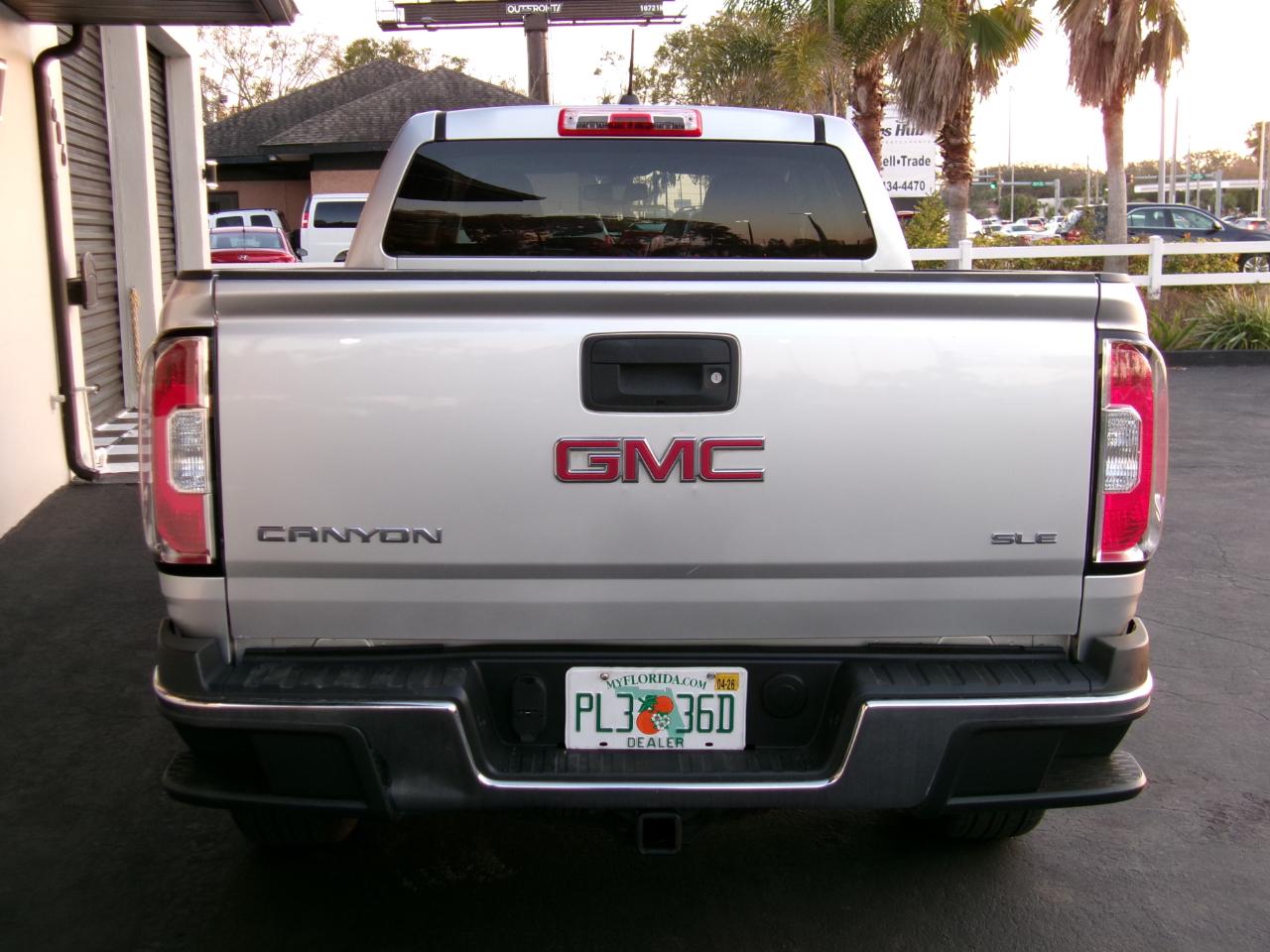 GMC Canyon SLE Crew Cab 2WD Long Box 2015