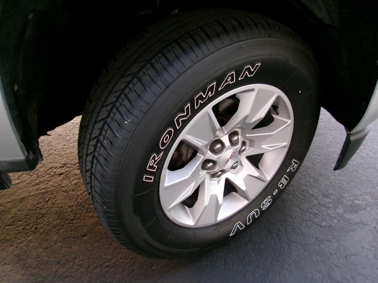 GMC Canyon SLE Crew Cab 2WD Long Box 2015