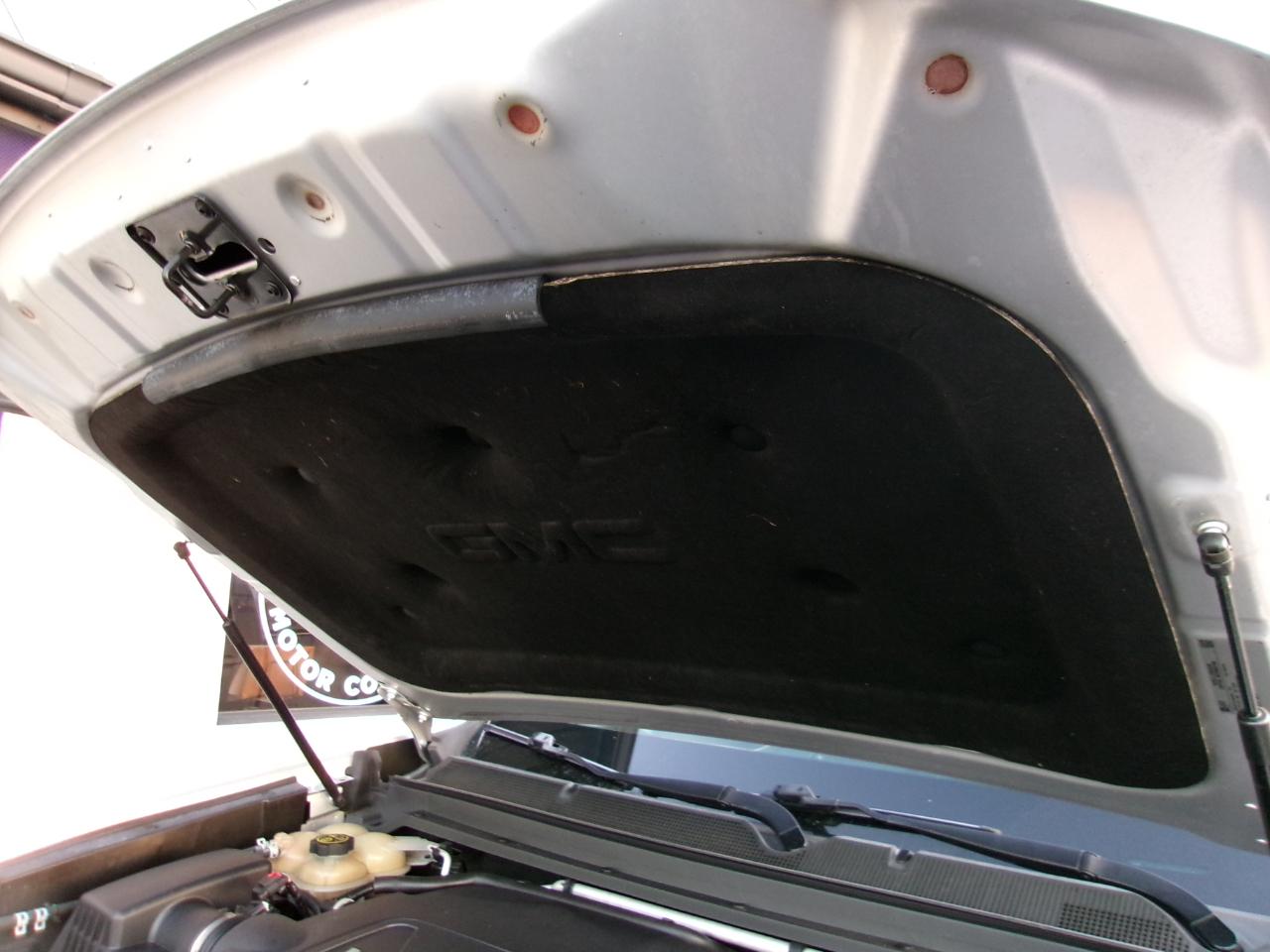 GMC Canyon SLE Crew Cab 2WD Long Box 2015