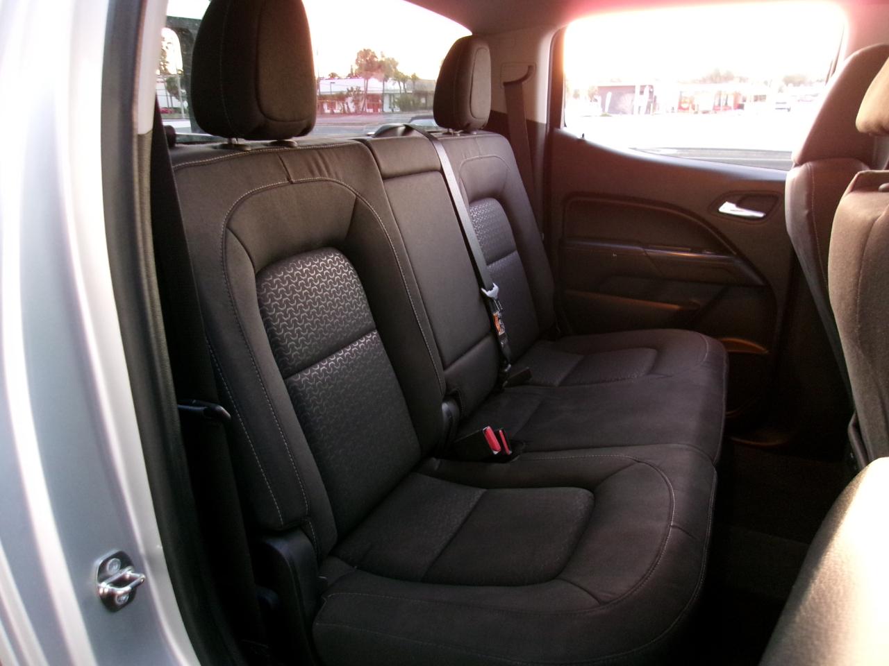 GMC Canyon SLE Crew Cab 2WD Long Box 2015