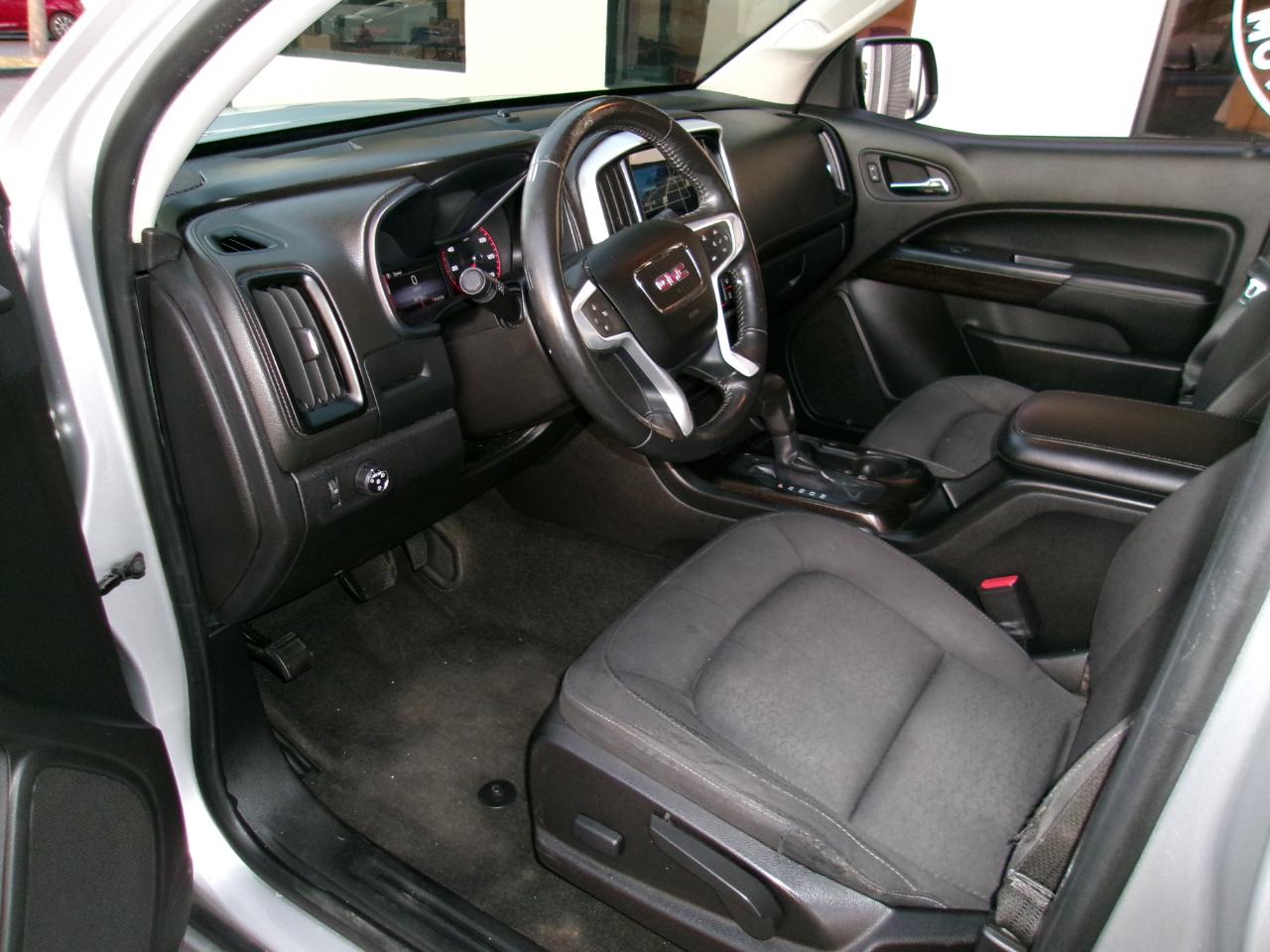 GMC Canyon SLE Crew Cab 2WD Long Box 2015