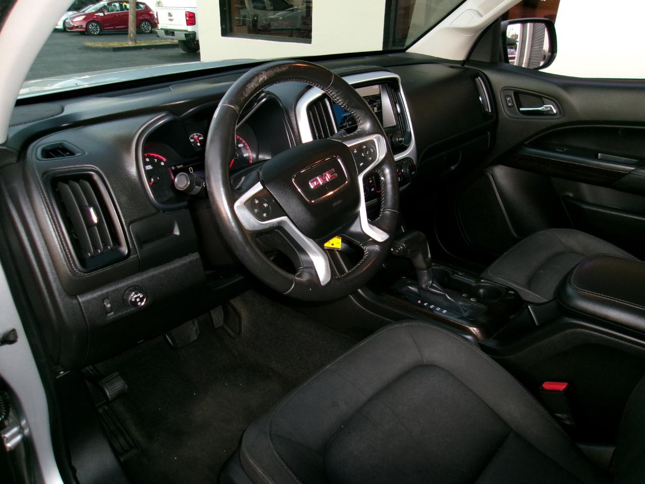 GMC Canyon SLE Crew Cab 2WD Long Box 2015