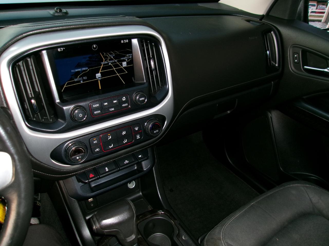 GMC Canyon SLE Crew Cab 2WD Long Box 2015