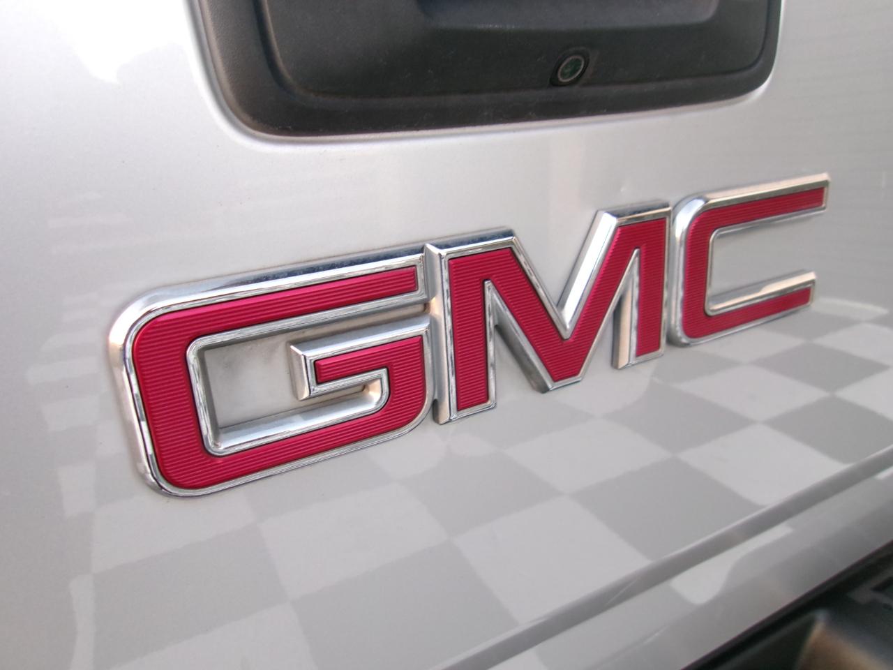 GMC Canyon SLE Crew Cab 2WD Long Box 2015