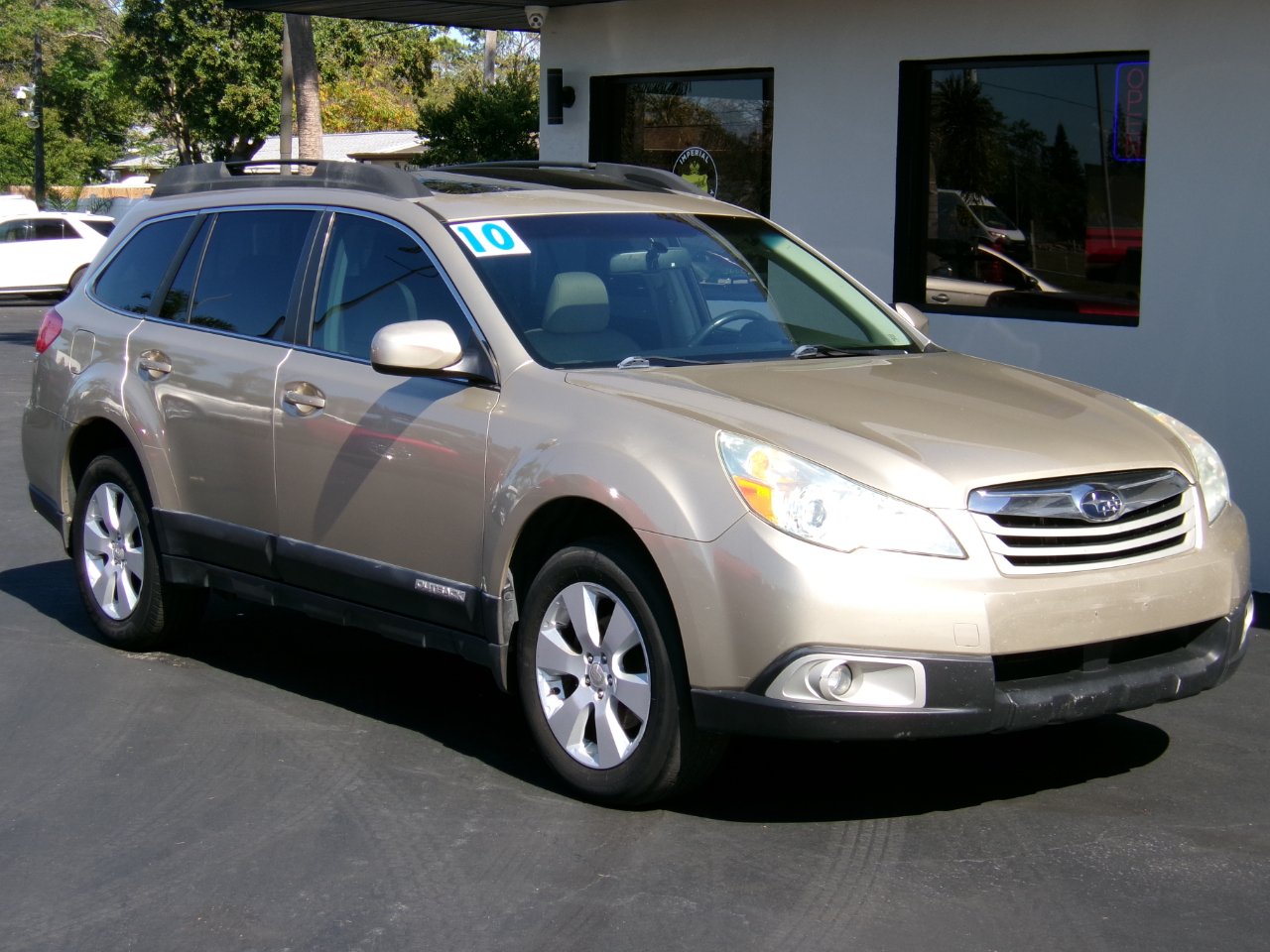 Subaru Outback 2.5i Premium 2010