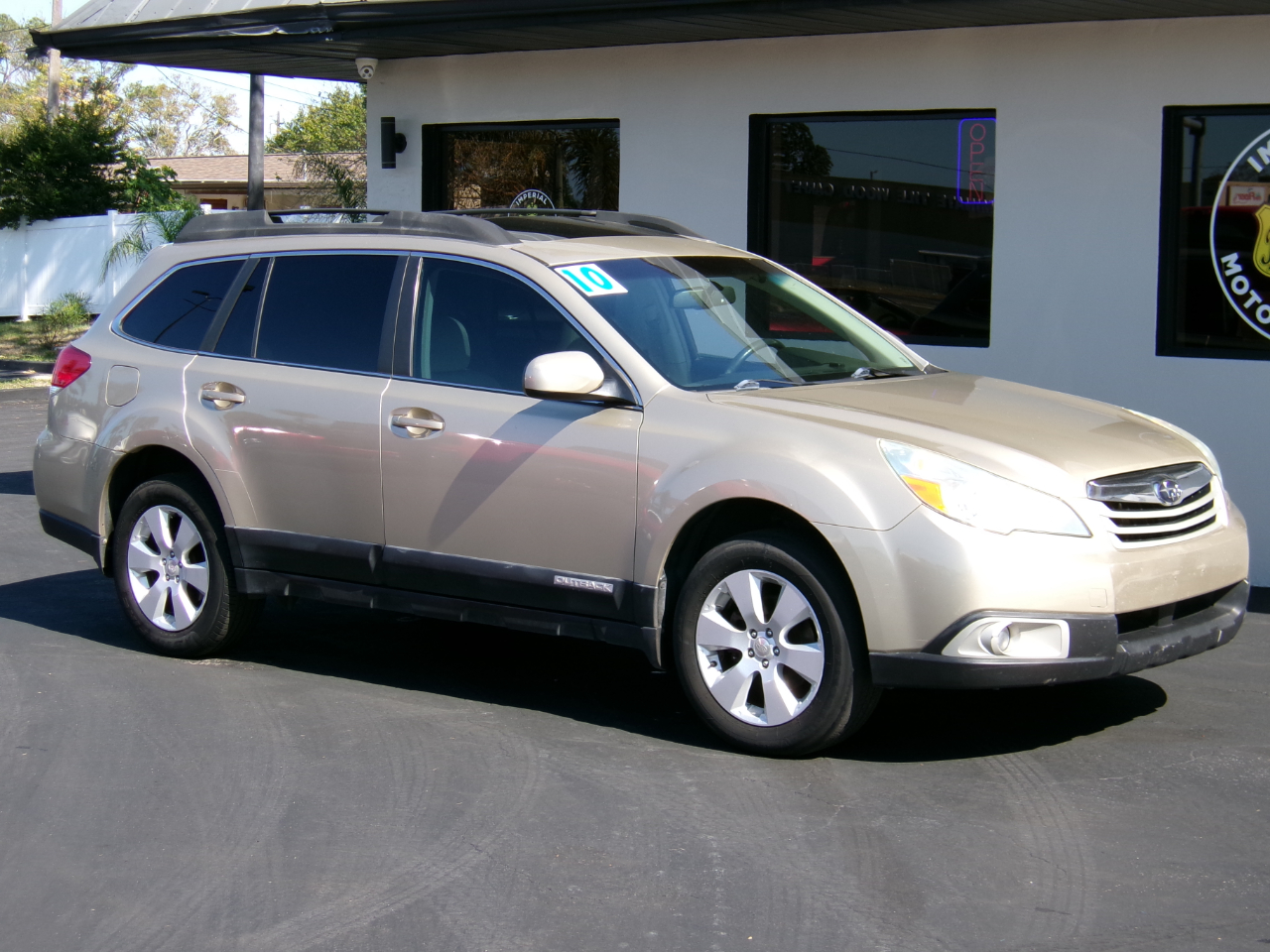 Subaru Outback 2.5i Premium 2010