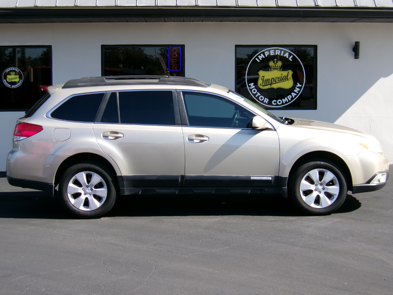 Subaru Outback 2.5i Premium 2010