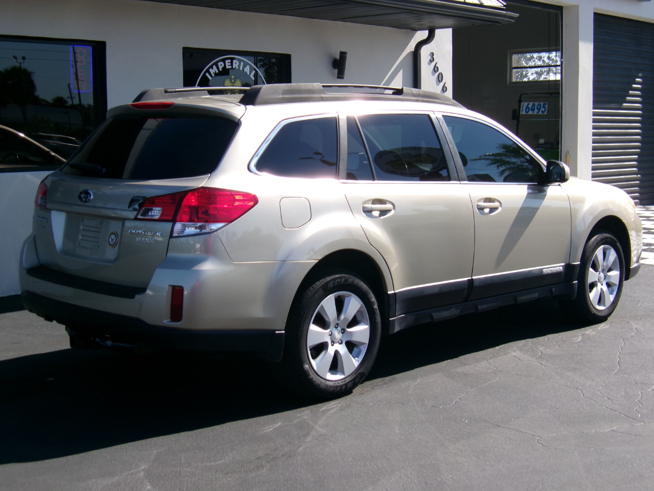 Subaru Outback 2.5i Premium 2010
