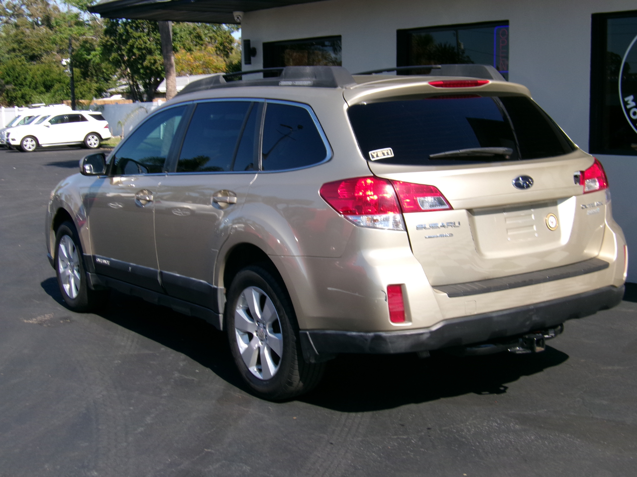 Subaru Outback 2.5i Premium 2010