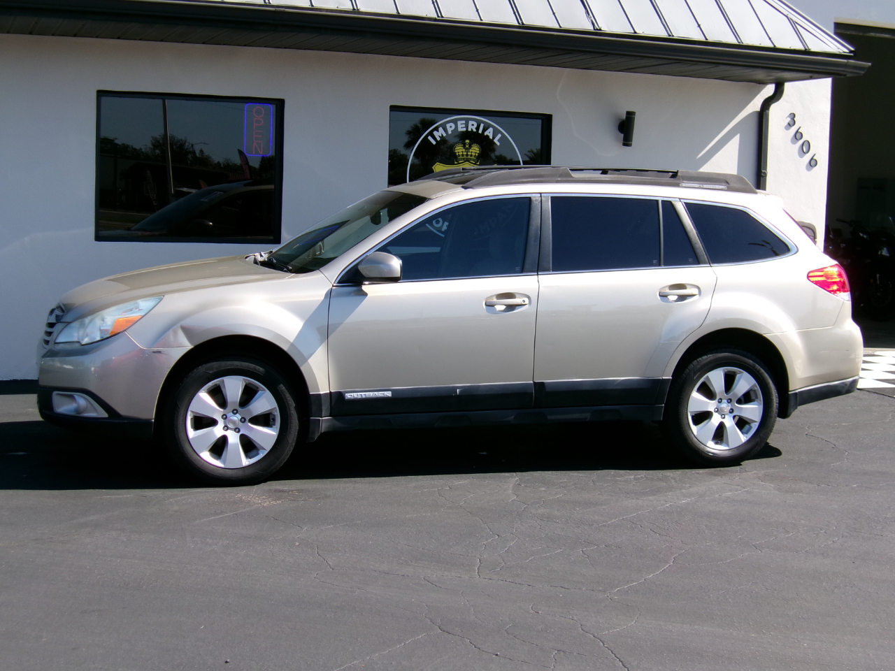 Subaru Outback 2.5i Premium 2010