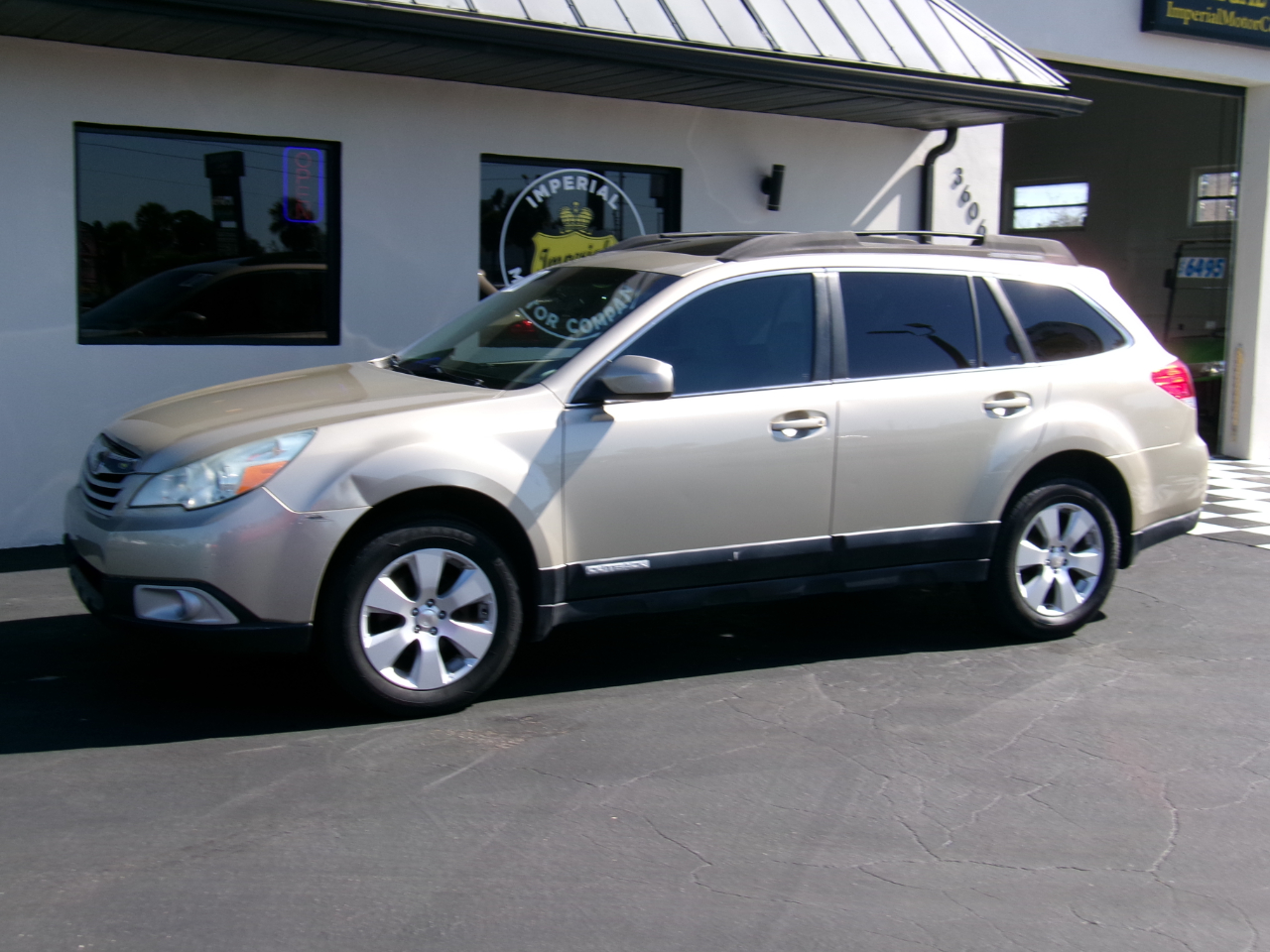 Subaru Outback 2.5i Premium 2010