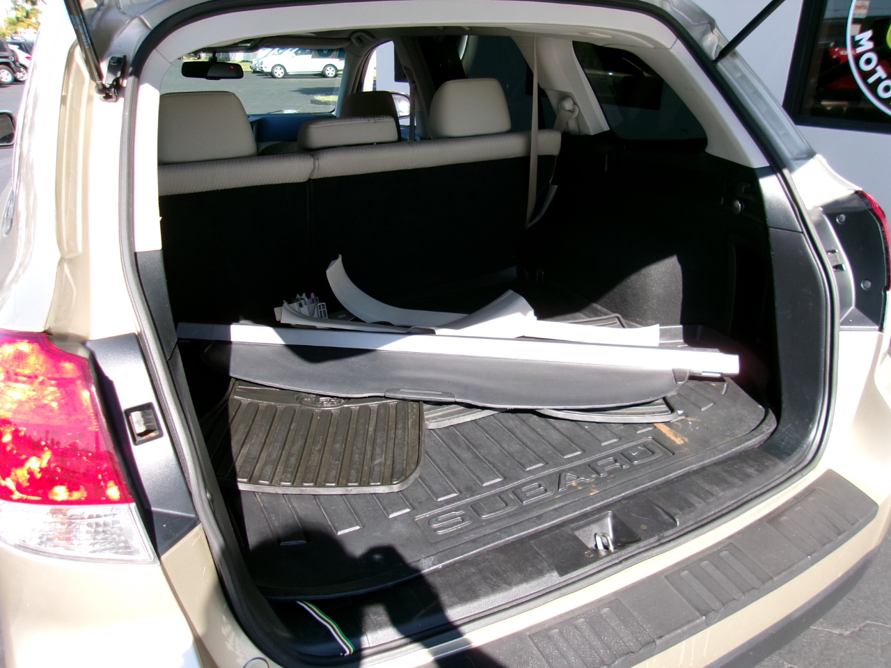 Subaru Outback 2.5i Premium 2010