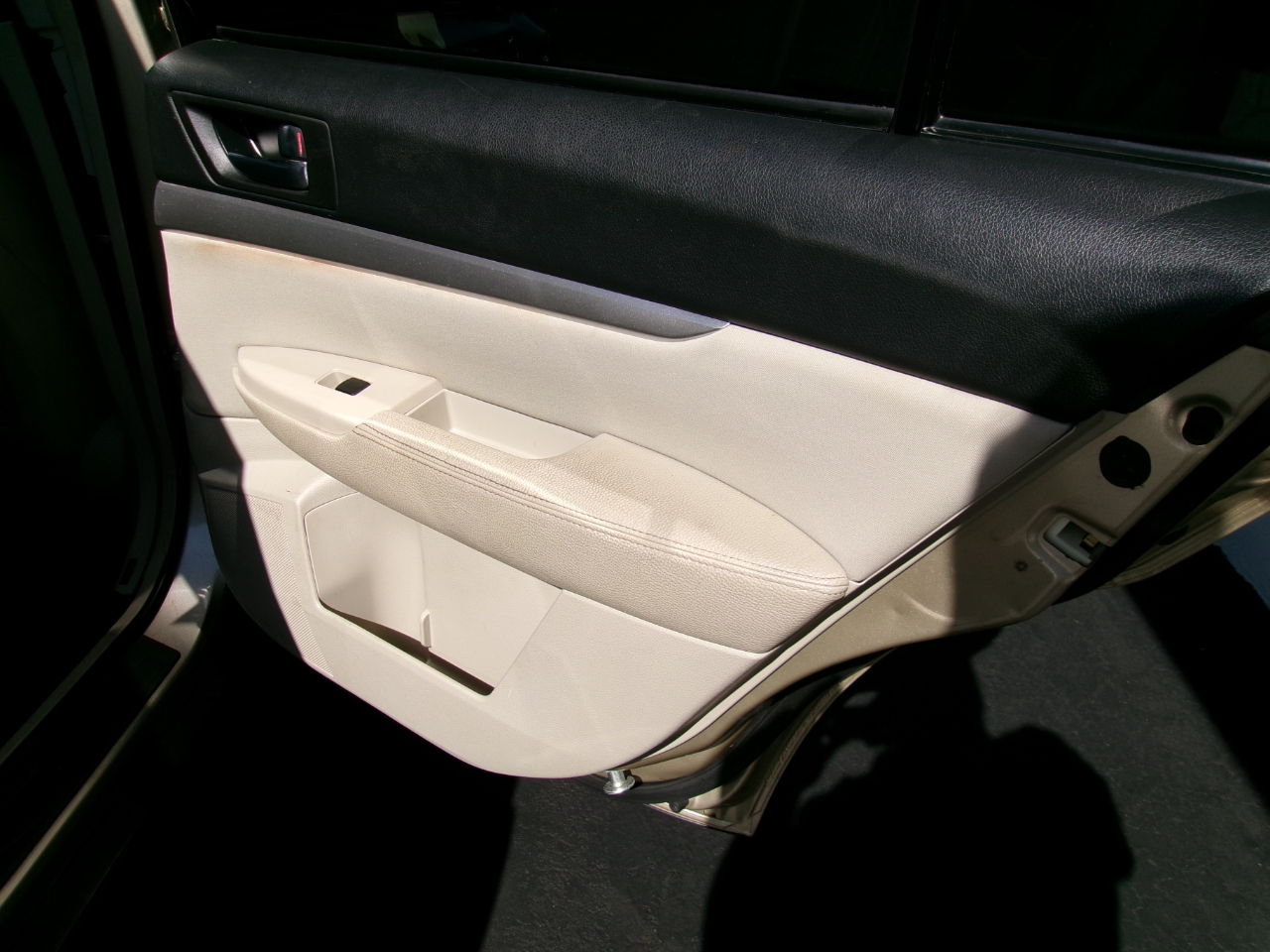 Subaru Outback 2.5i Premium 2010