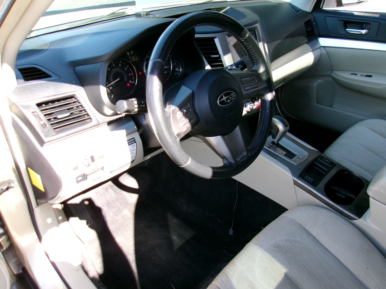 Subaru Outback 2.5i Premium 2010