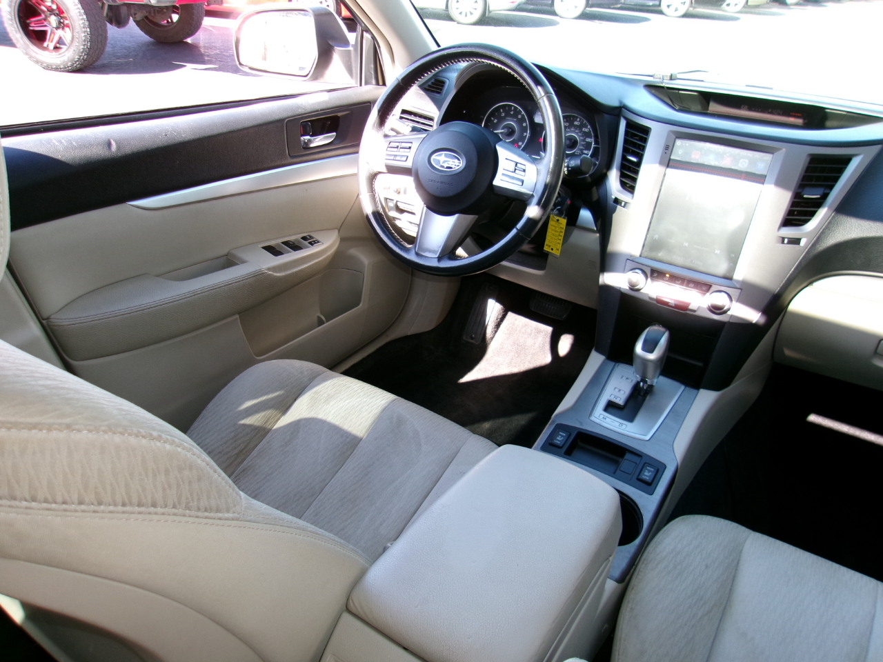 Subaru Outback 2.5i Premium 2010