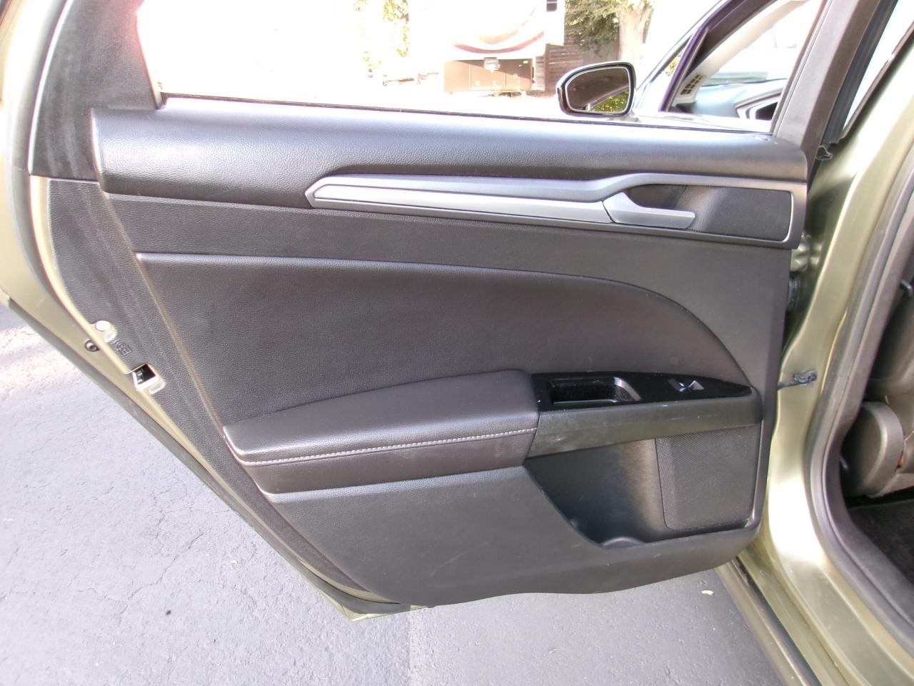 Ford Fusion Titanium 2013