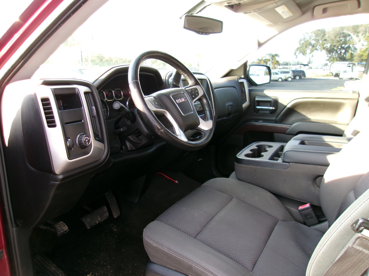 GMC Sierra 1500 SLE Crew Cab 2WD 2014