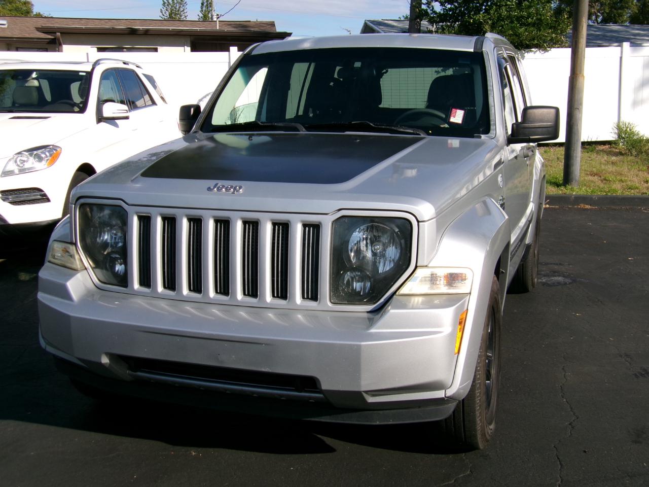 Jeep Liberty  2012
