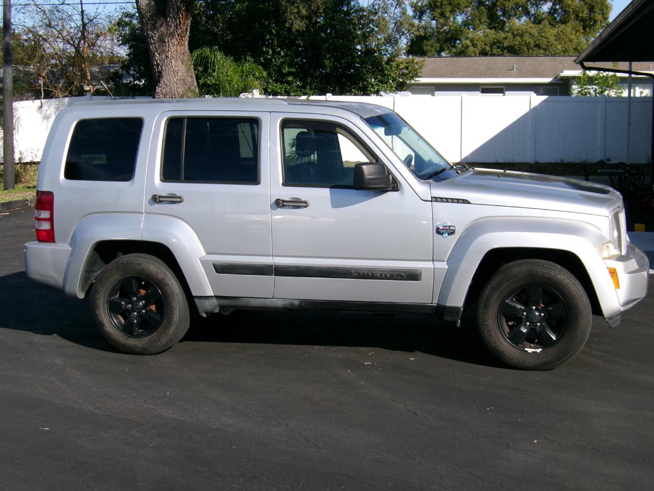 Jeep Liberty  2012