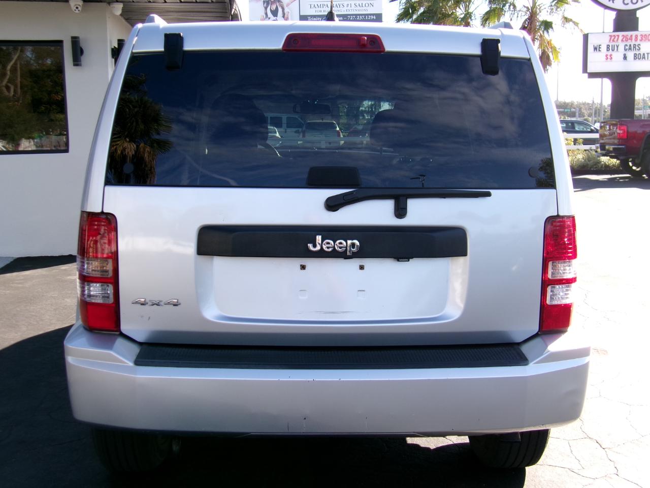 Jeep Liberty  2012