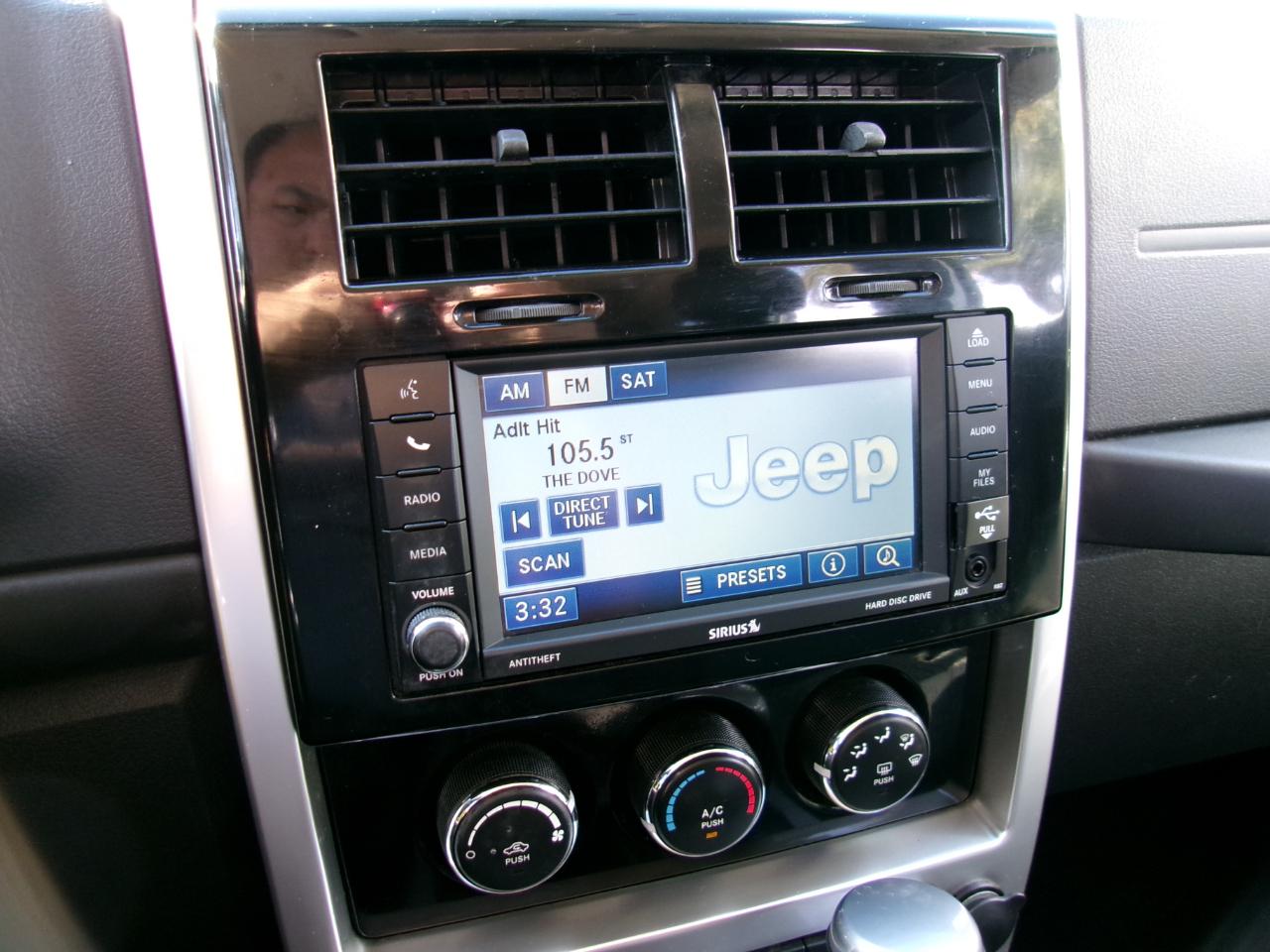 Jeep Liberty  2012