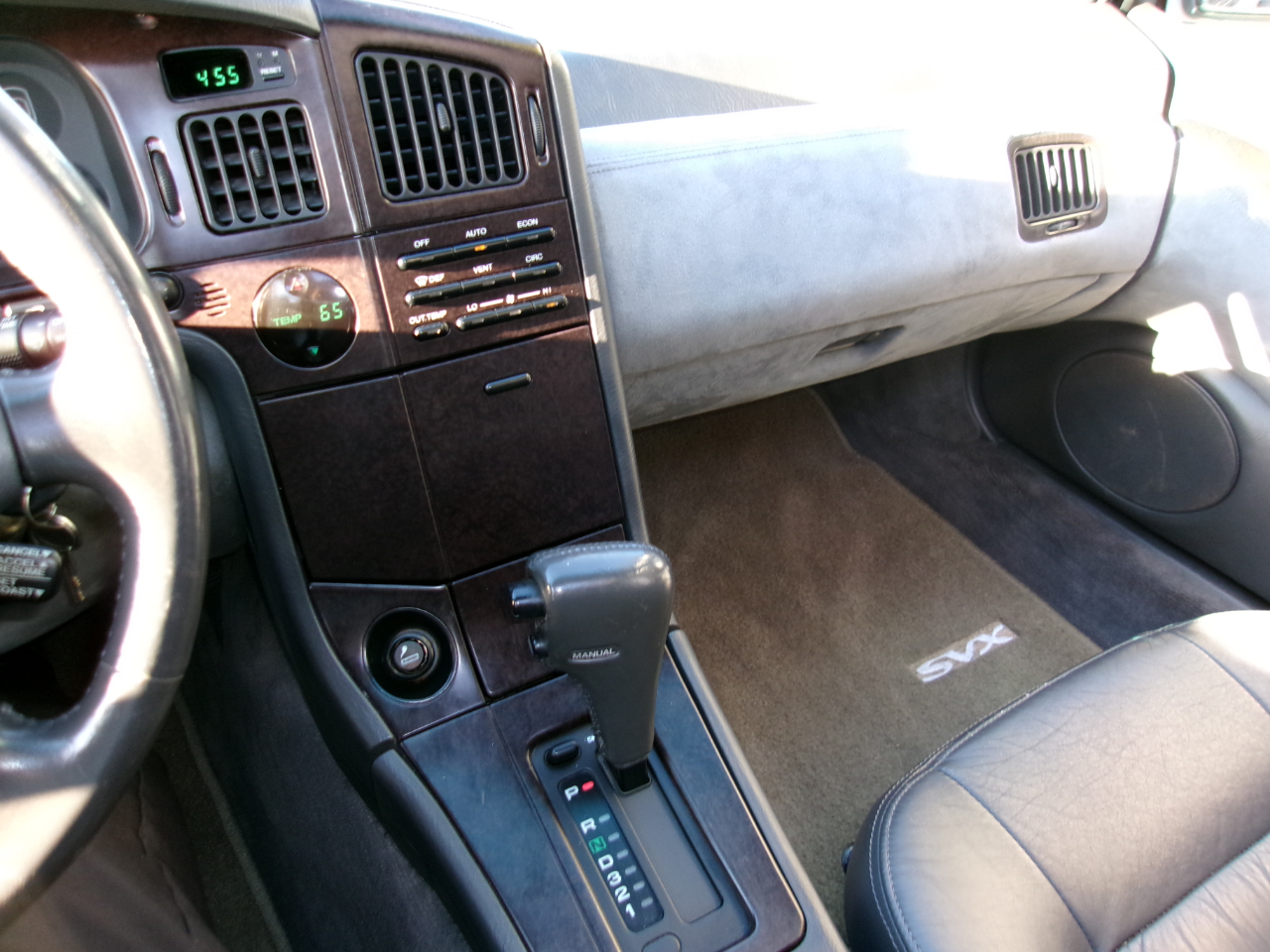 Subaru SVX LS-L 1992