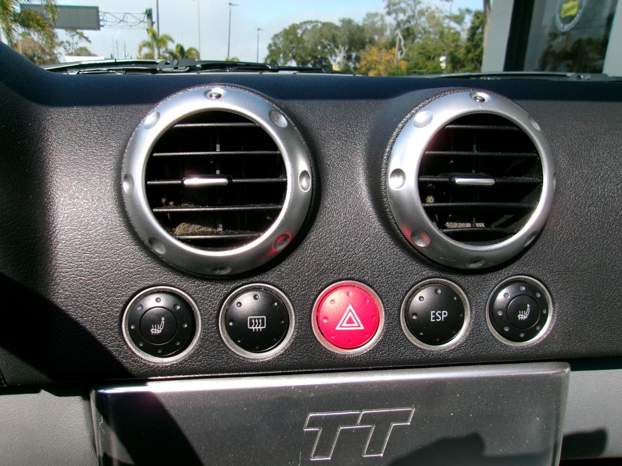 Audi TT Roadster Quattro 2002